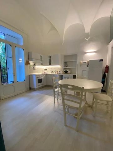 Duomo26 Boutique Apartment Дезенцано-дель-Гарда Екстер'єр фото
